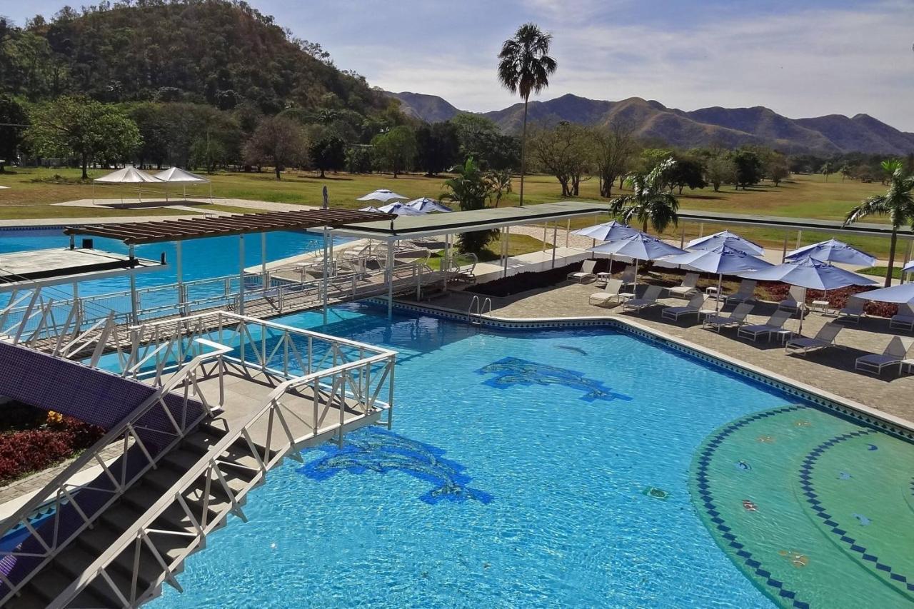 Marriott Maracay Golf Resort Bagian luar foto