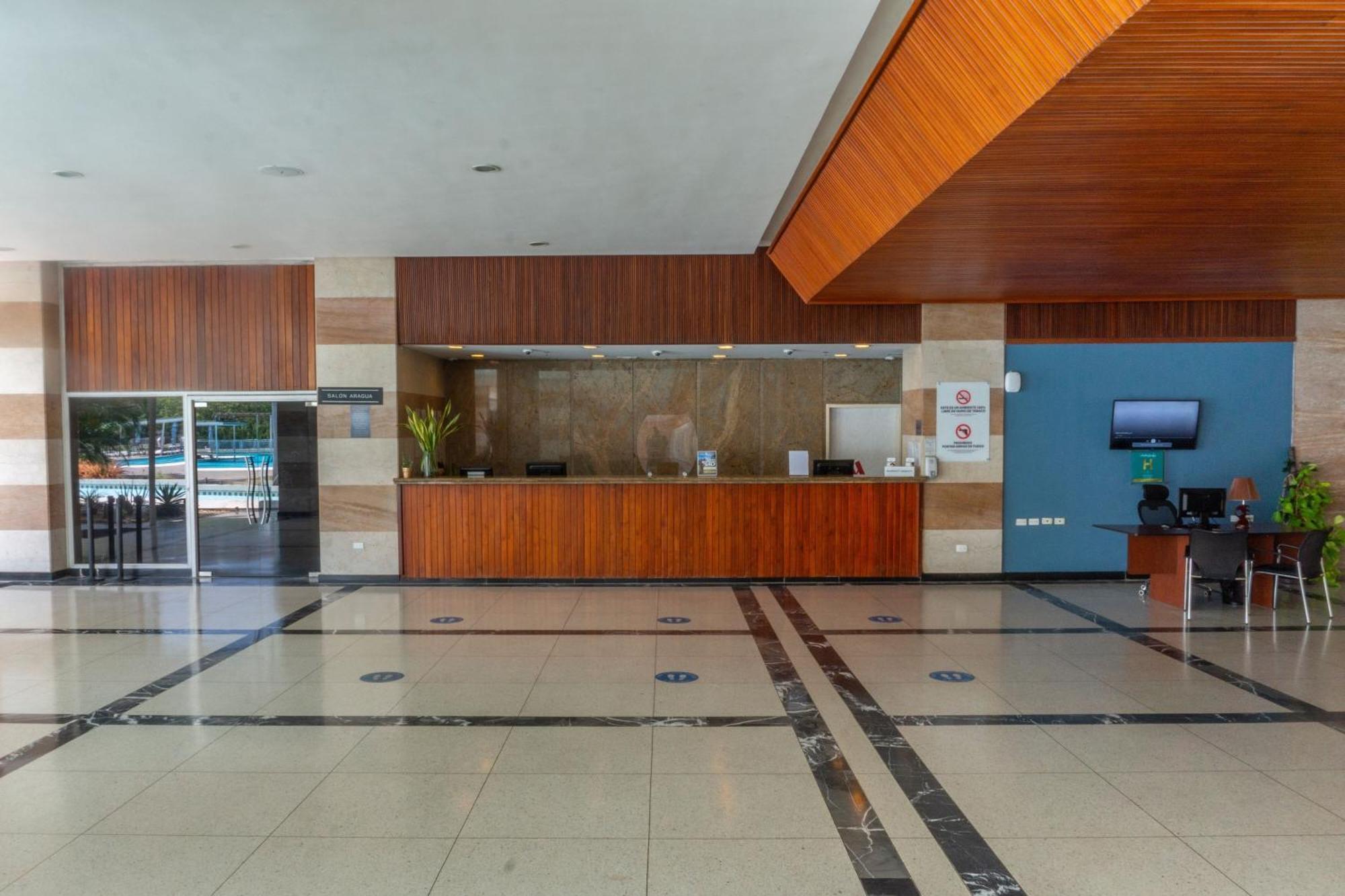 Marriott Maracay Golf Resort Bagian luar foto